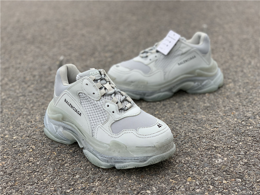 Ba1enc1aga Triple S 2022031101