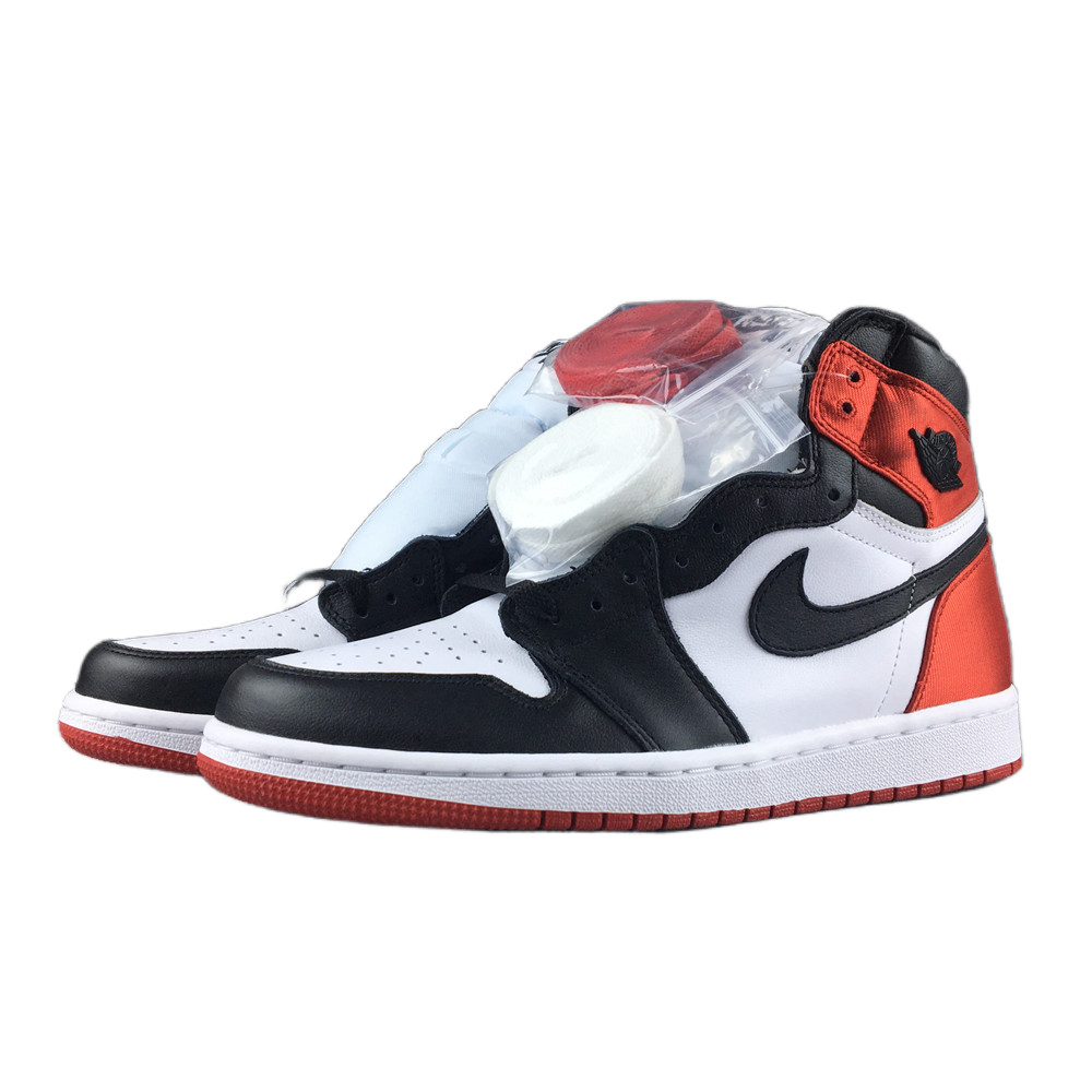 Nike Air Jordan 1 Retro High Satin Black Toe (W)  CD0461-016