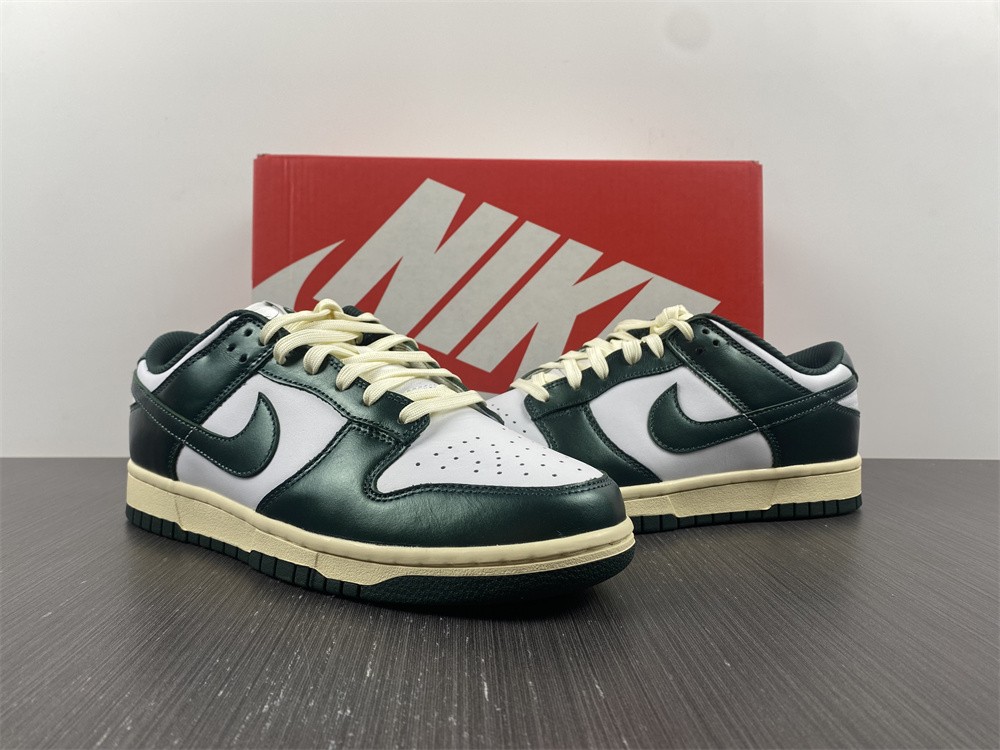 Nike Dunk Low Vintage Green  DQ8580-100