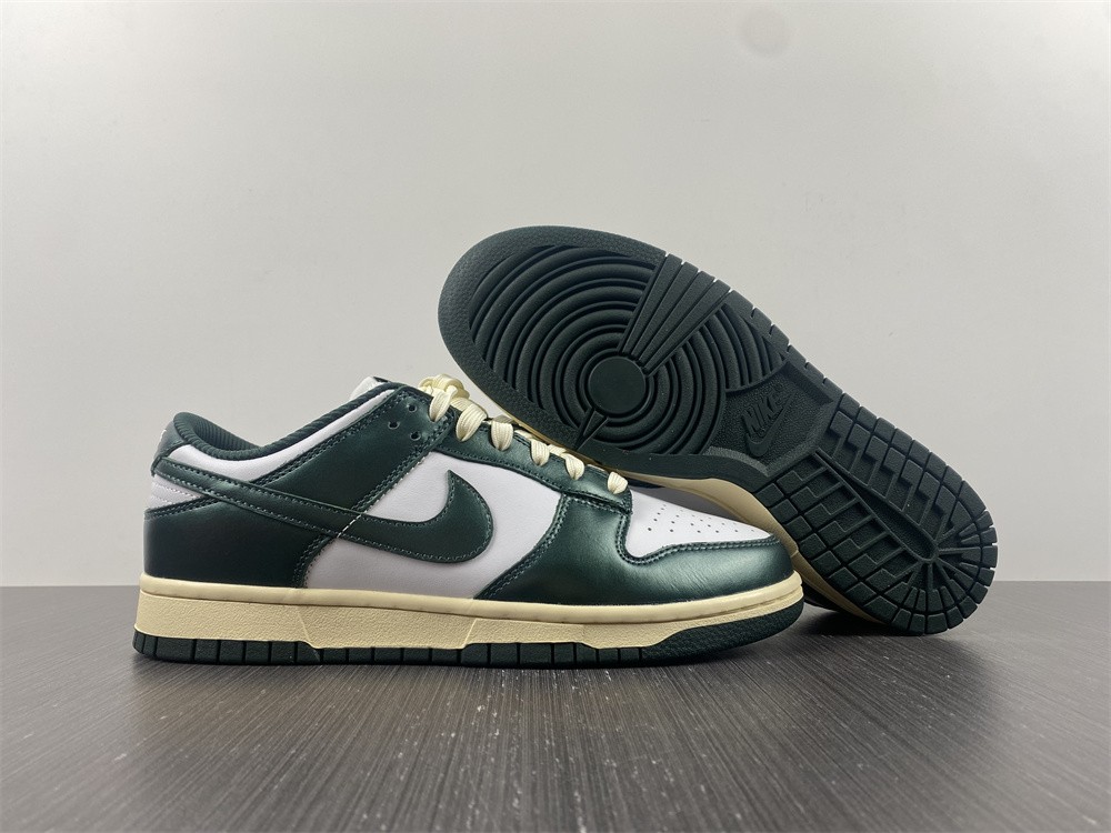 Nike Dunk Low Vintage Green  DQ8580-100