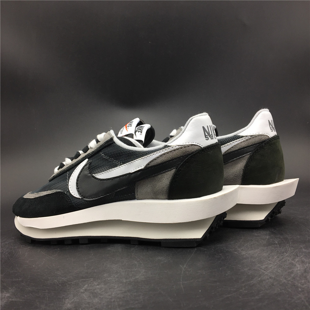 Nike LD Waffle sacai Black  BV0073-001