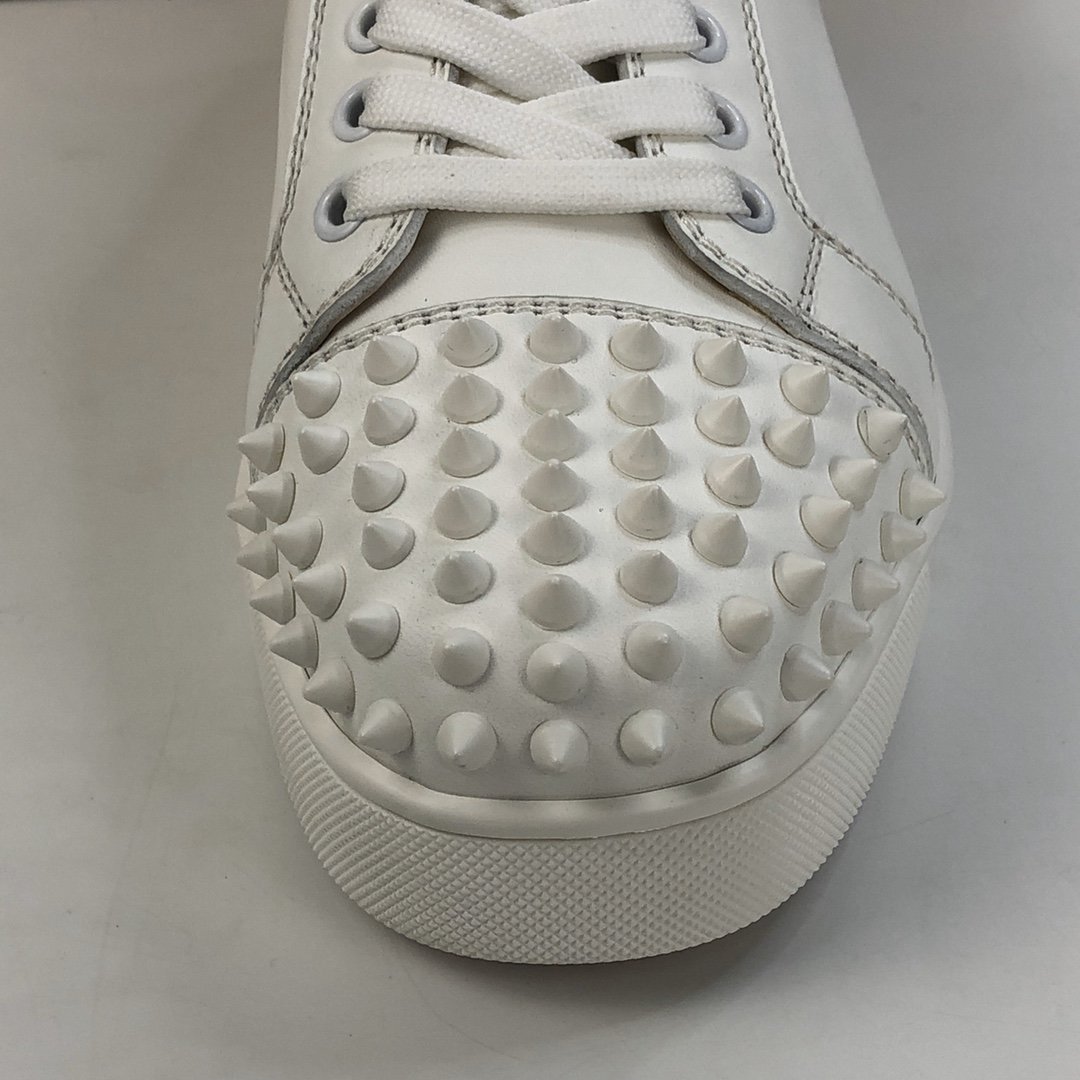 Chr1stian L0ub0utin sneaker 2022041001