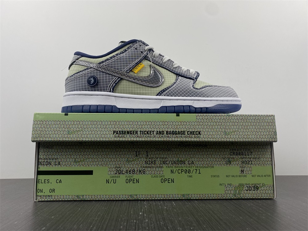 Nike Dunk Low Union Passport Pack Pistachio  DJ9649-401