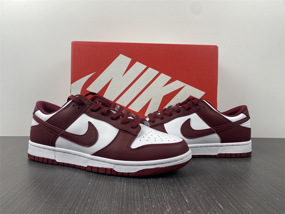 Nike Dunk Low Bordeaux (W)  DD1503-108