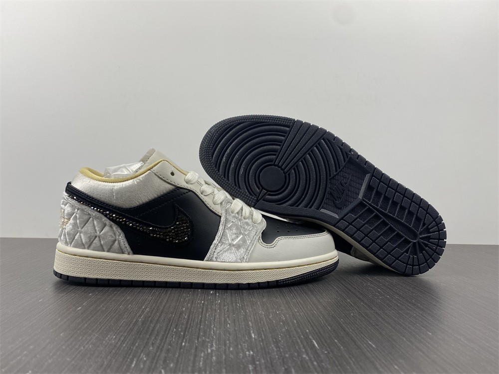 Jordan 1 Low Beaded Swoosh  DV1762-001