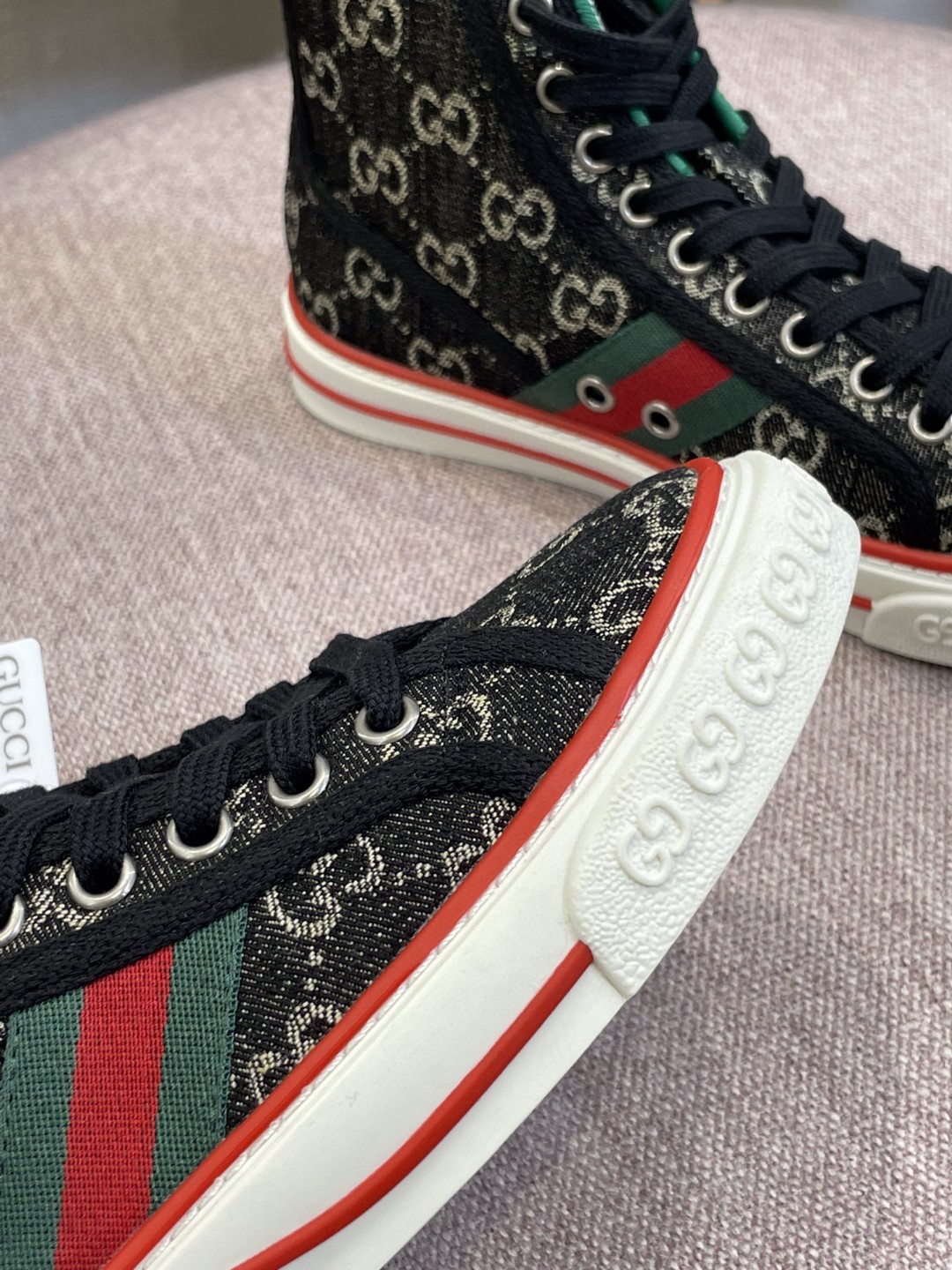 Gvcc1 sneaker 2022050801