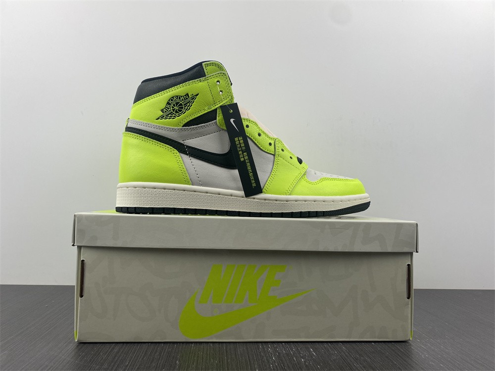 Air Jordan 1 Visionaire 555088-702