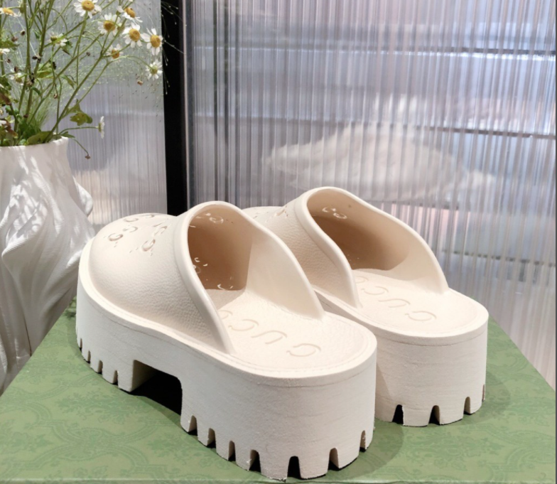 Gvcc1 sandal 2022052701