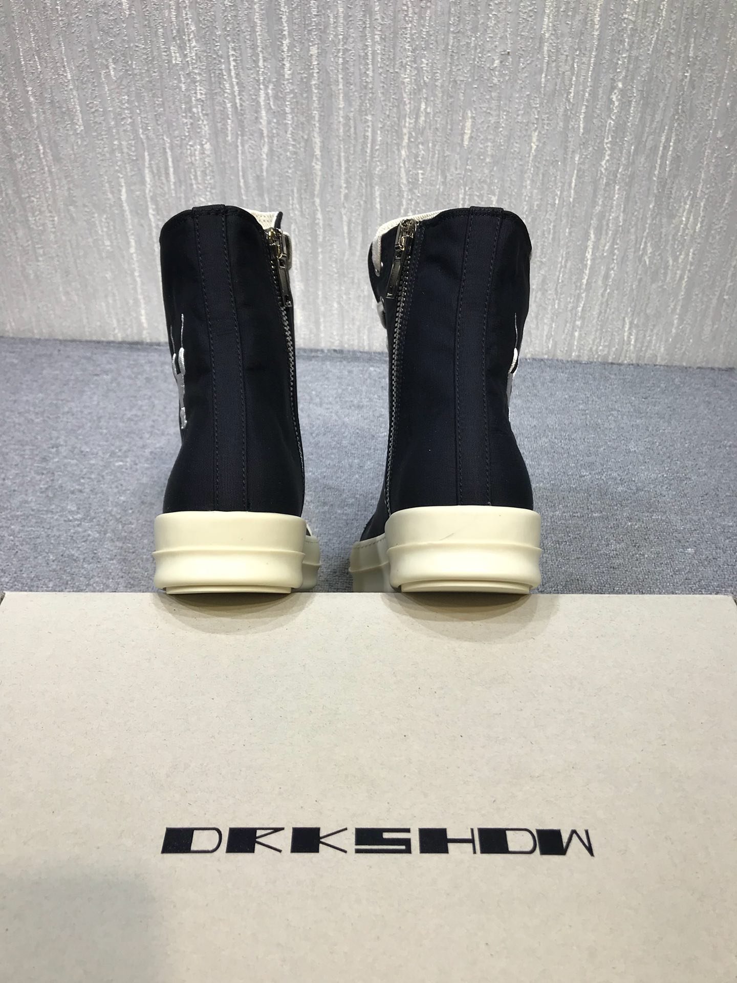 Rick Owens sneaker 2022053002