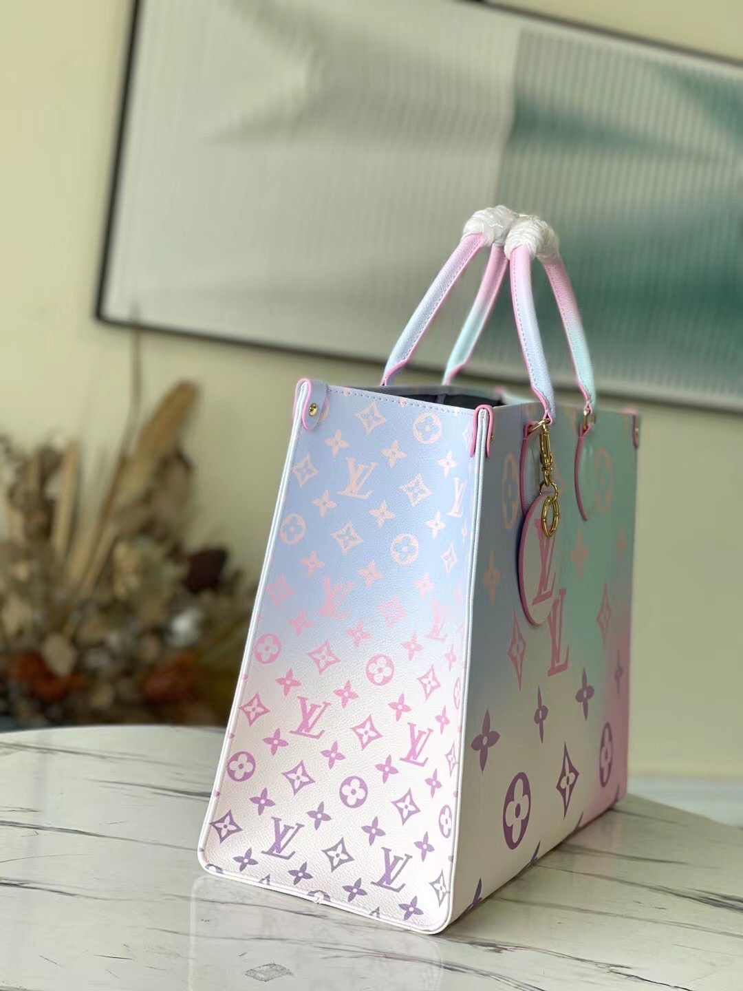 1V ONTHEGO GM BAG 41X34X19 M46076