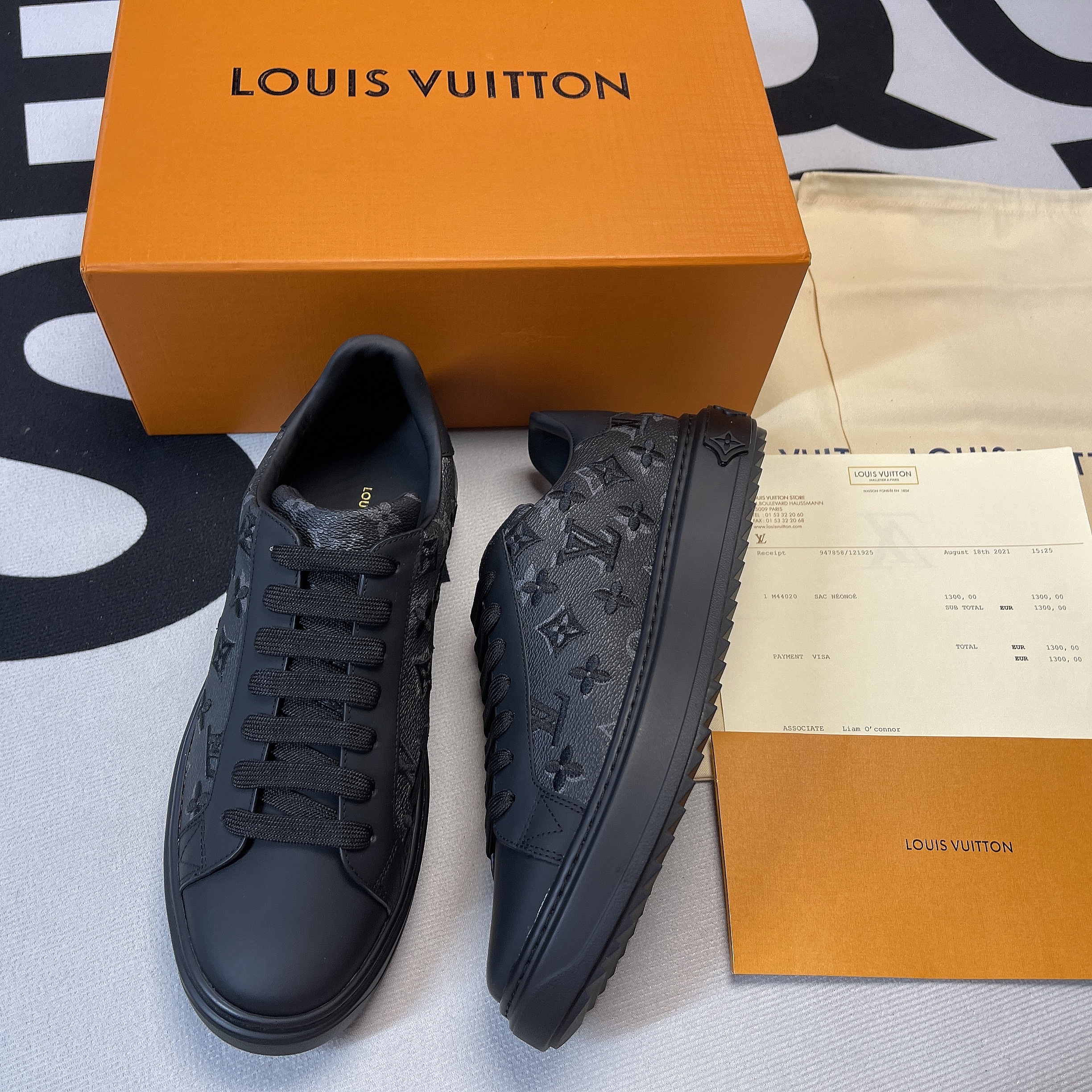 LV Time out Sneaker 2022053101