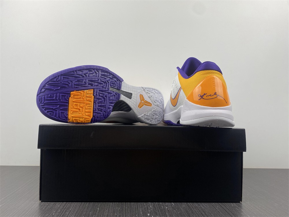 Nike Zoom Kobe V 386430-102