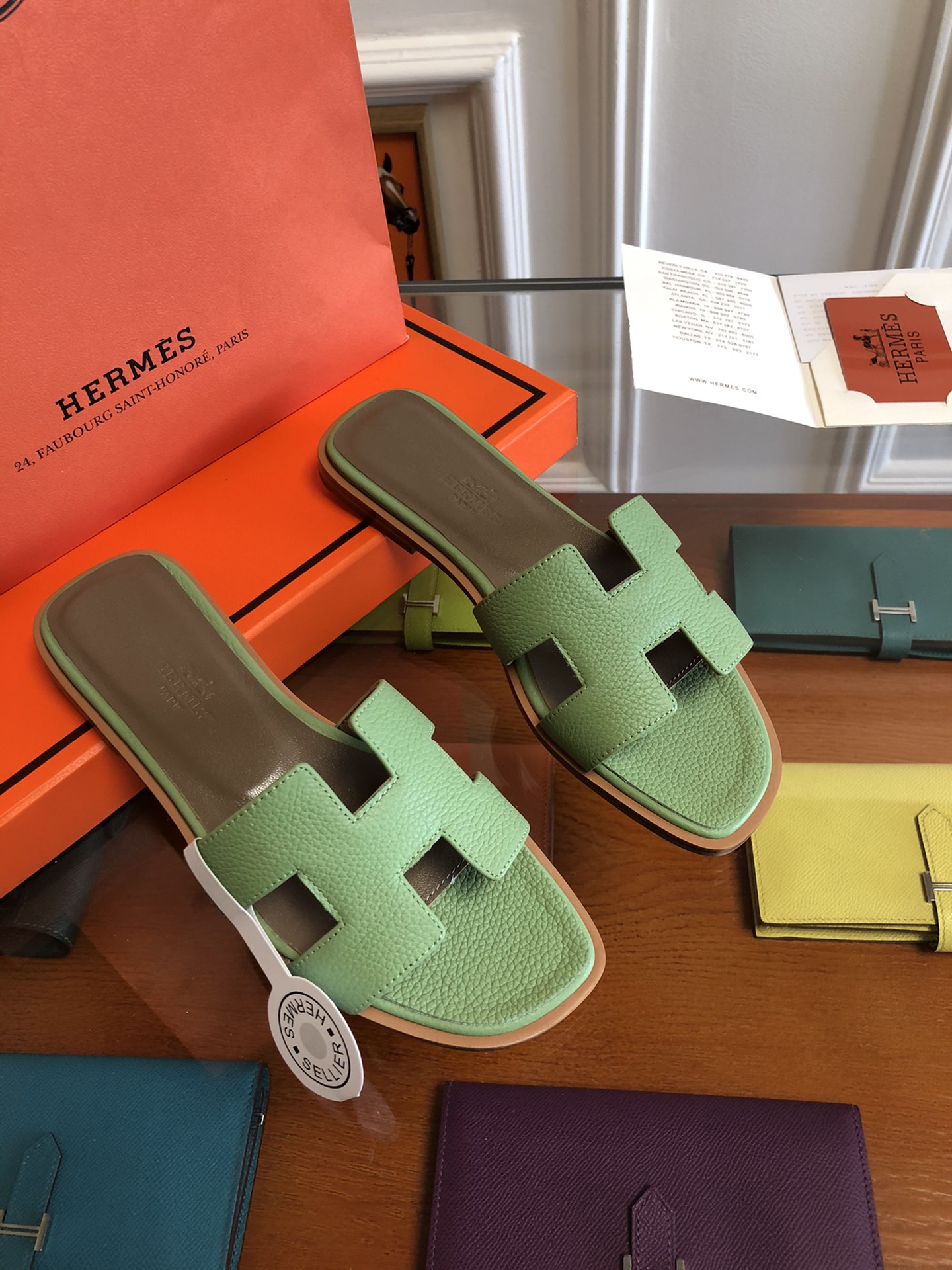 Herm5s slider 2022061403