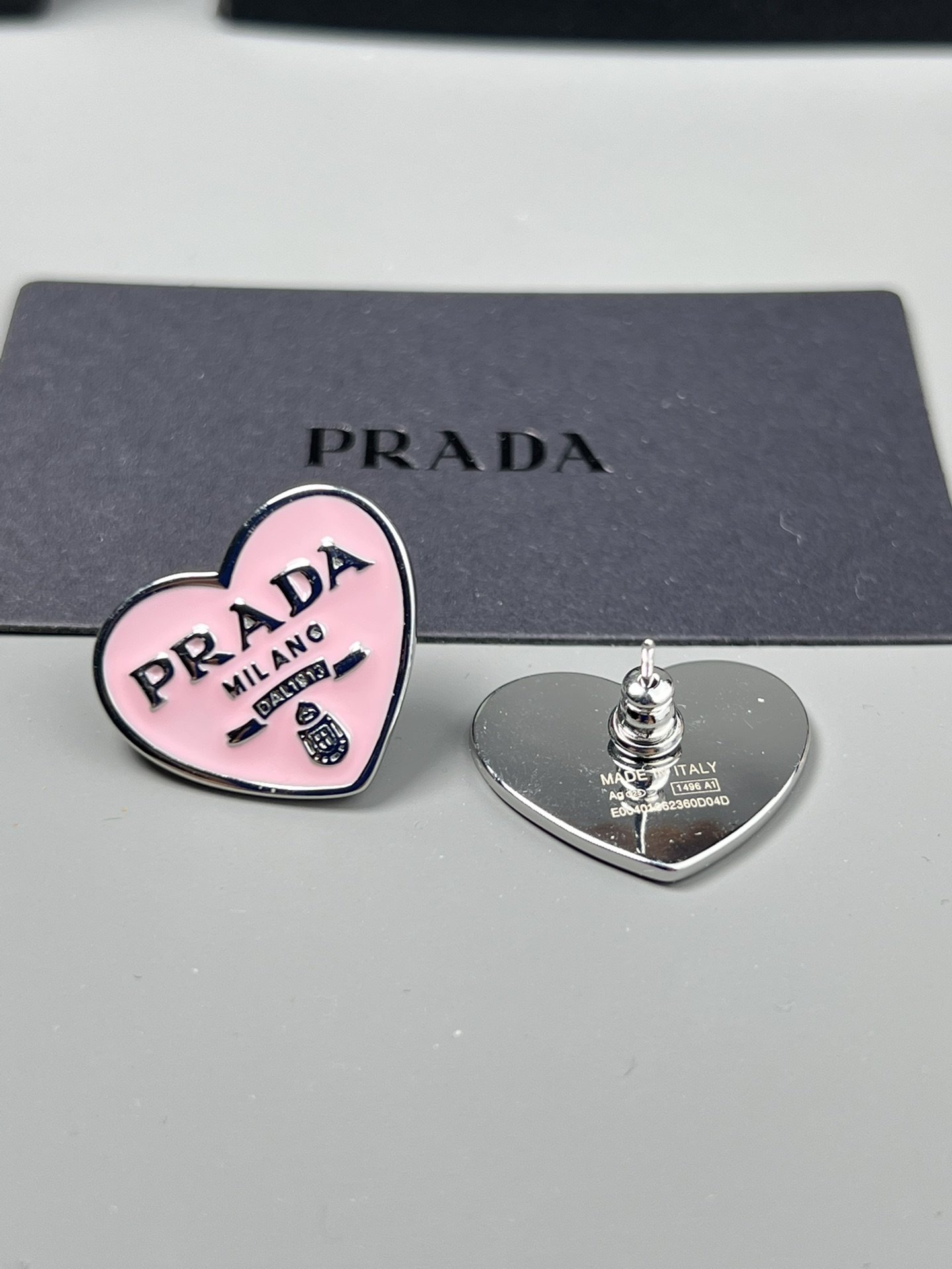 Pra0a Earrings 2022061604