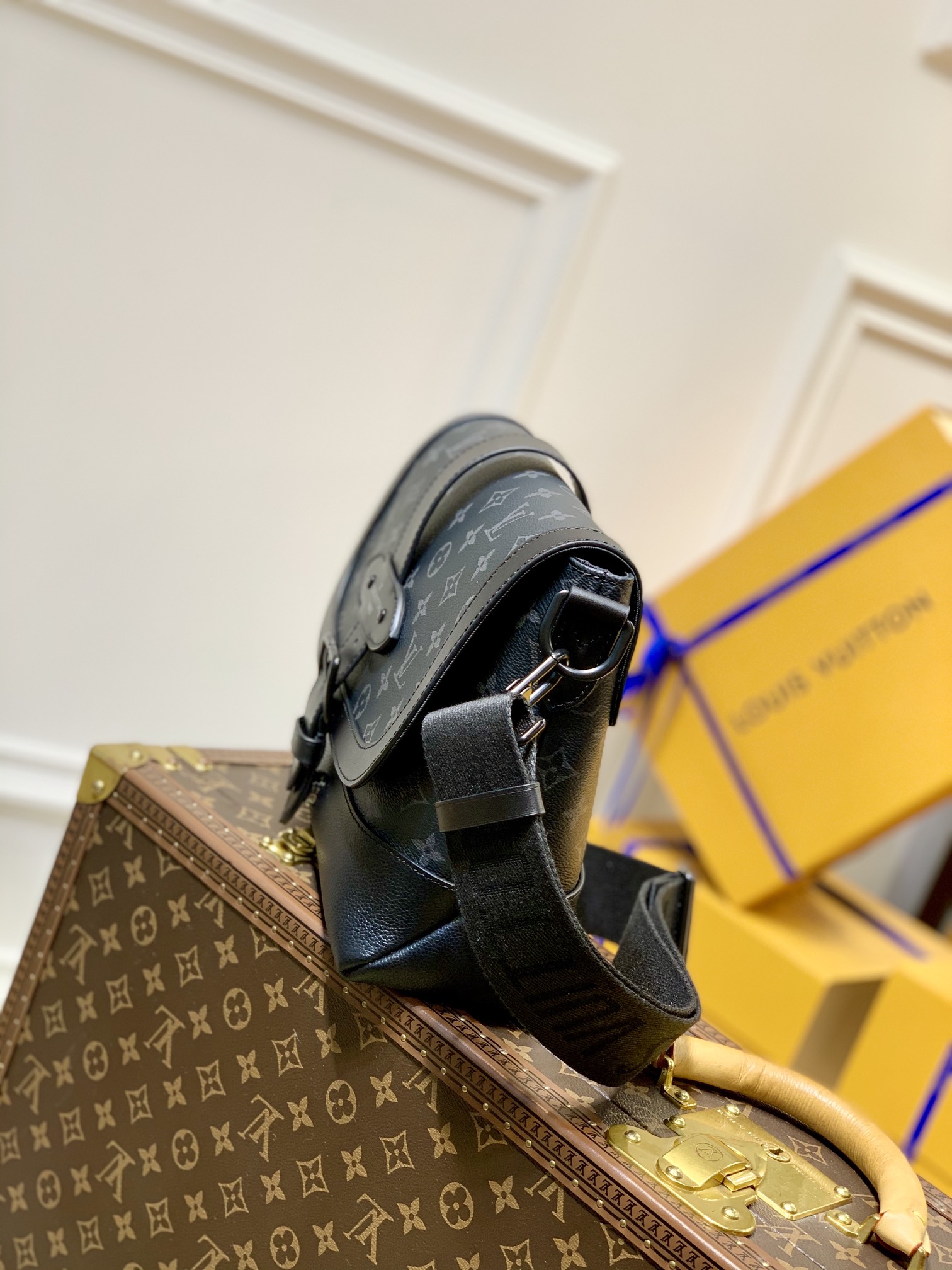 1V mens bag 36 x 23 x 11CM 2022061601