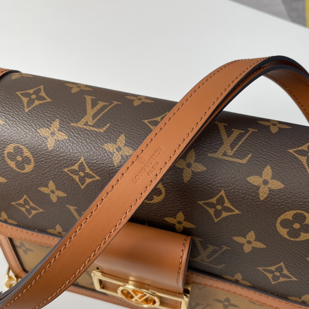 1V DAUPHINE MM HANDBAG M45958 25X17X10.5 cm