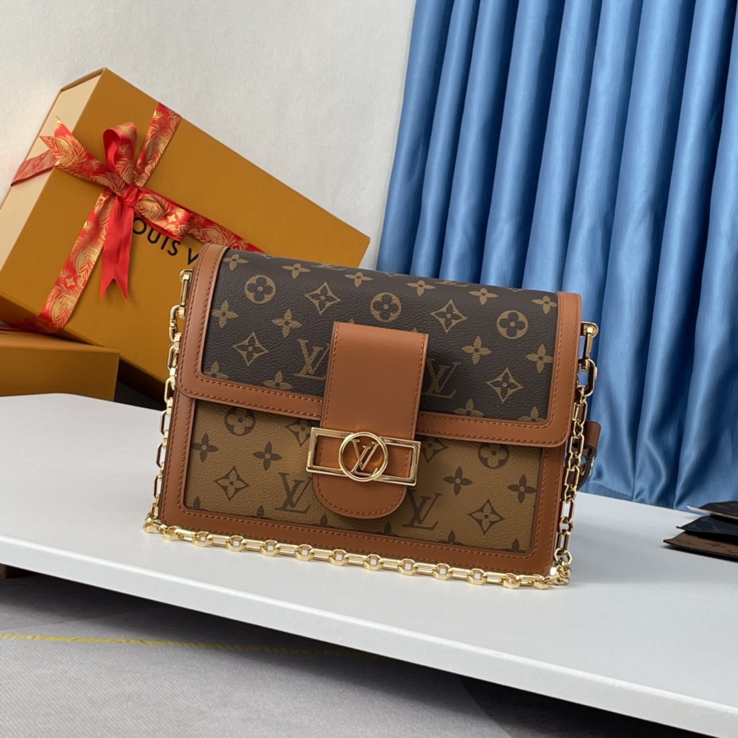1V DAUPHINE MM HANDBAG M45958 25X17X10.5 cm