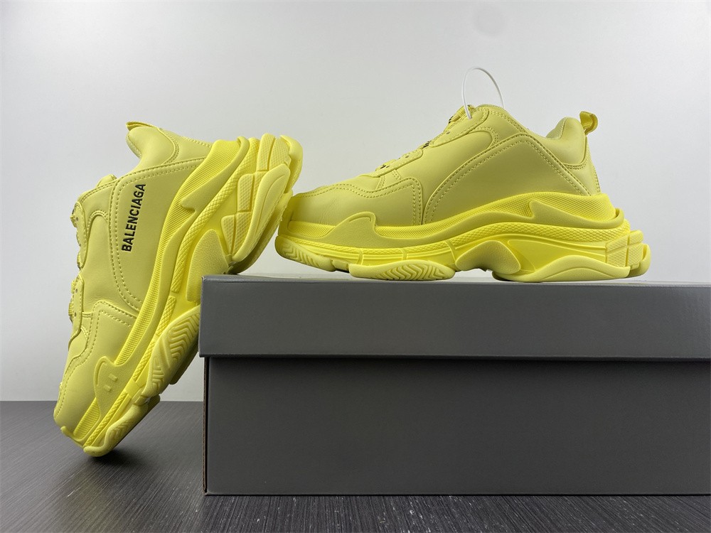 Ba1enc1aga Triple S  Sneaker 2022062402