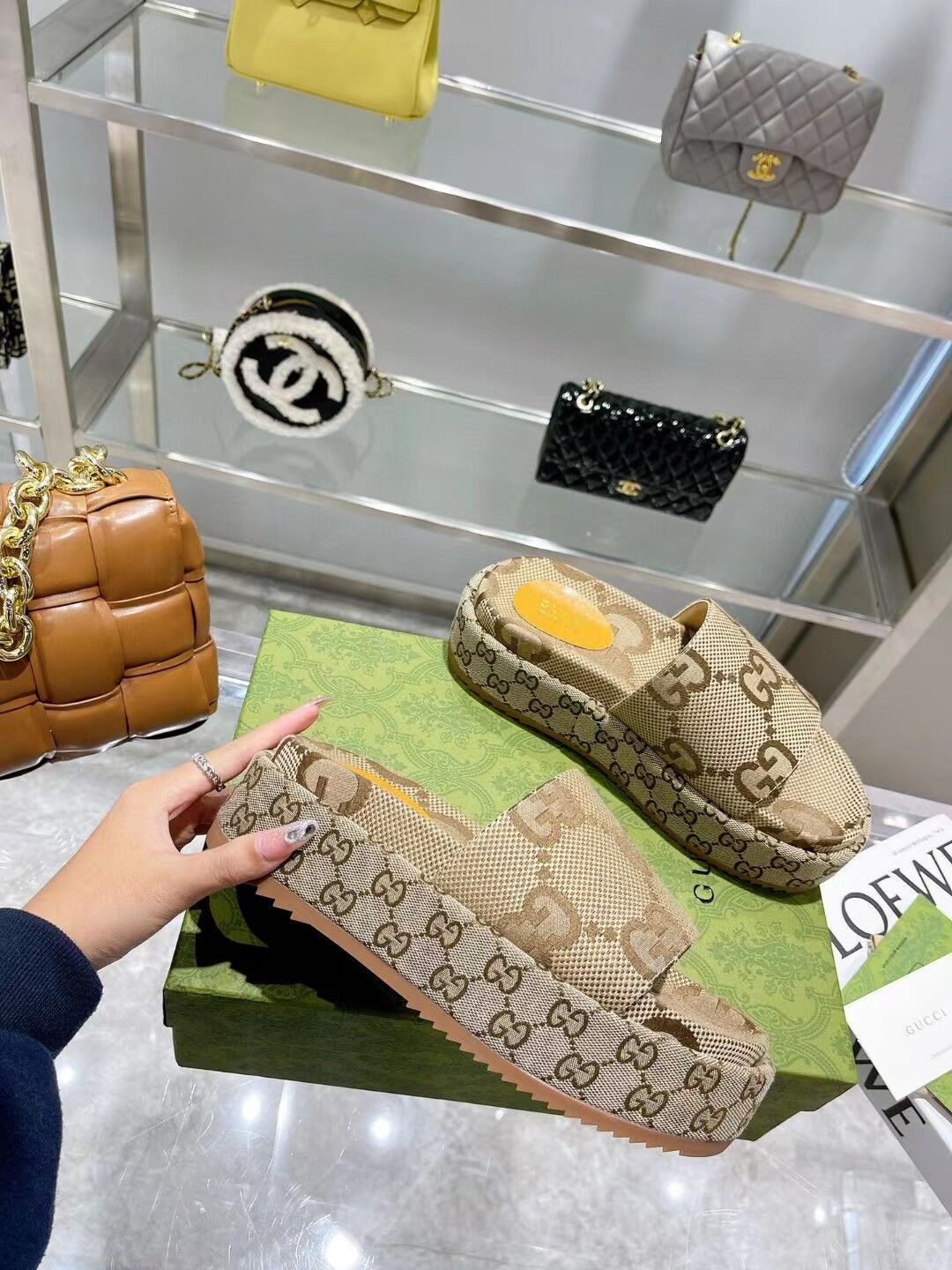 Gvcc1 slipper 2022062701