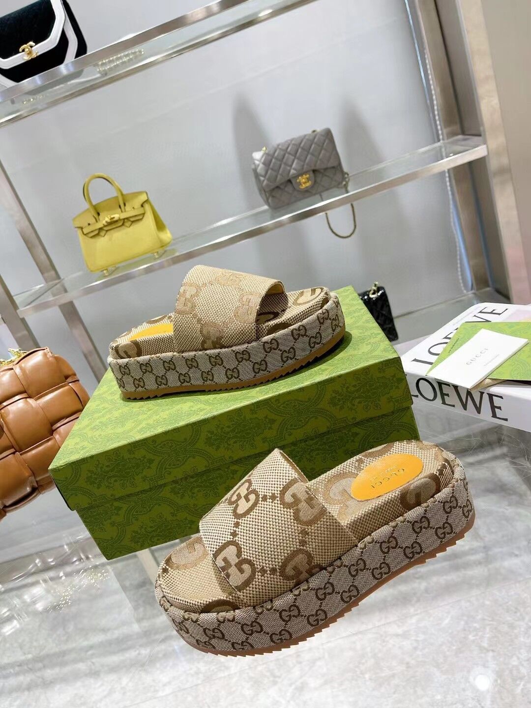 Gvcc1 slipper 2022062701