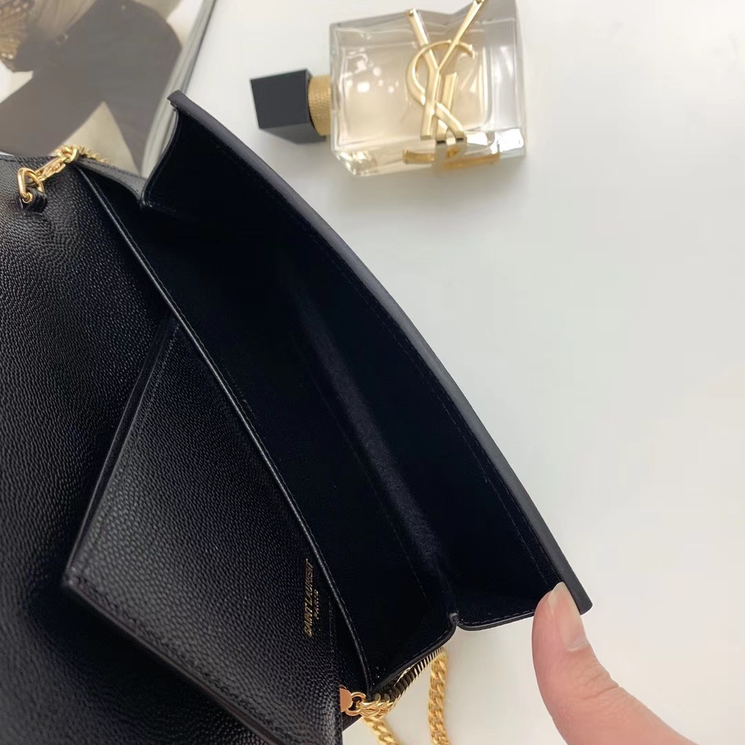 Y5L uptown chain wallet