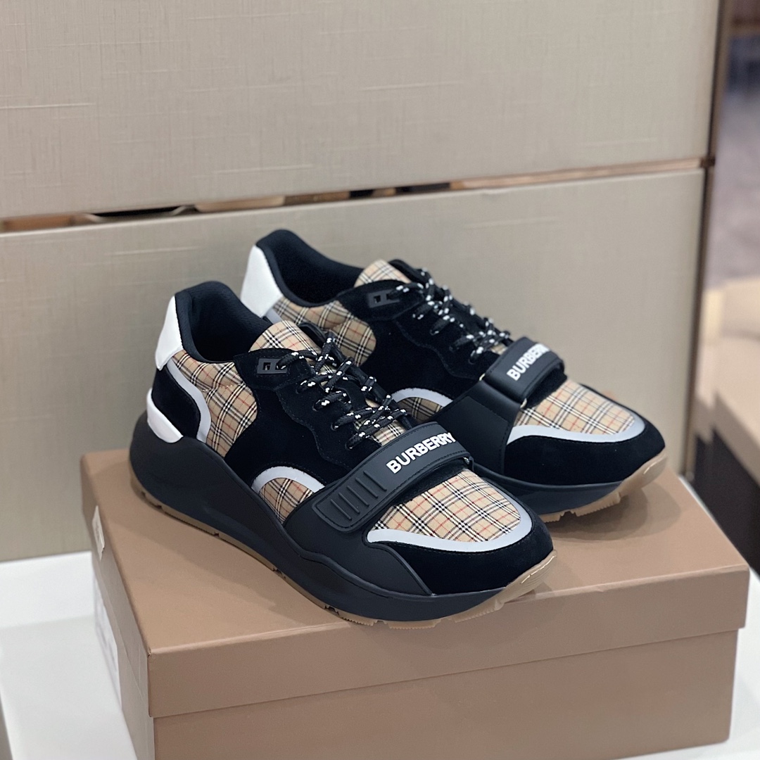 Bvrberry sneaker 2022070202