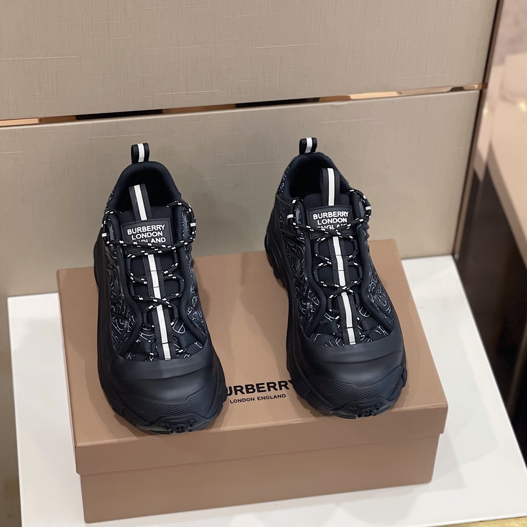 Bvrberry sneaker 2022070203