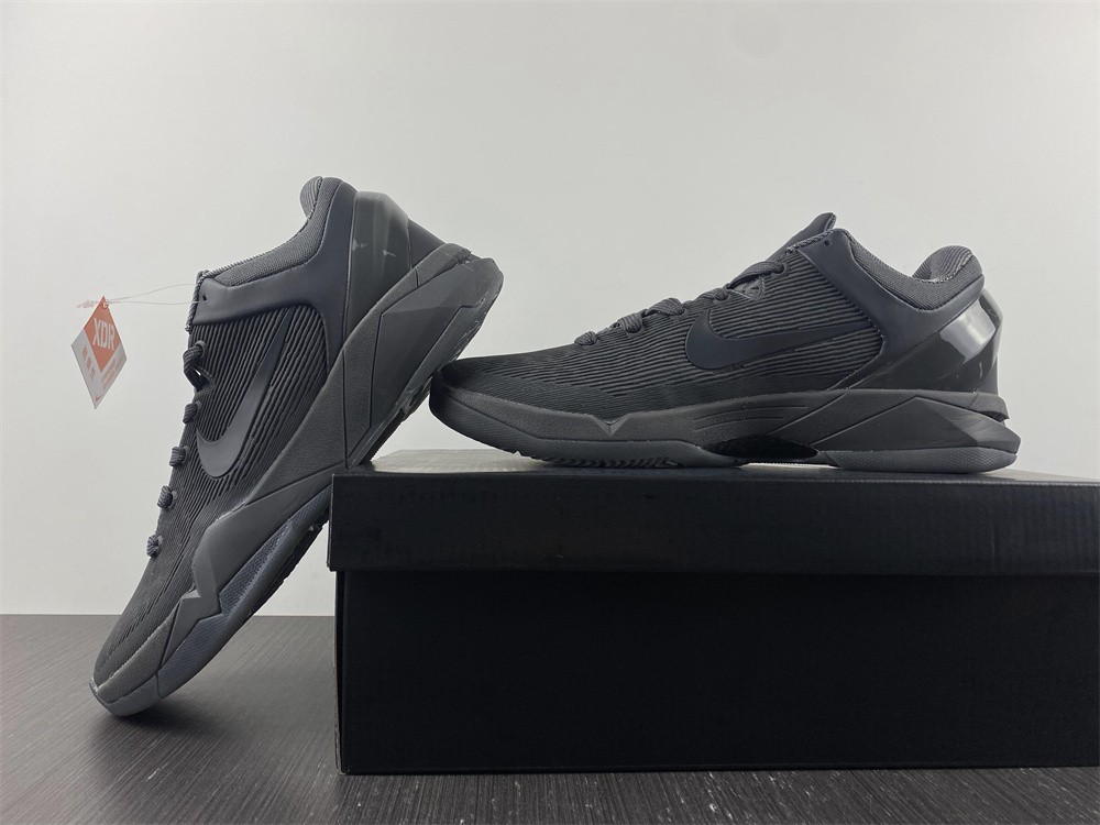 Nike Kobe 7 Black Mamba Collection Fade to Black  869460-442