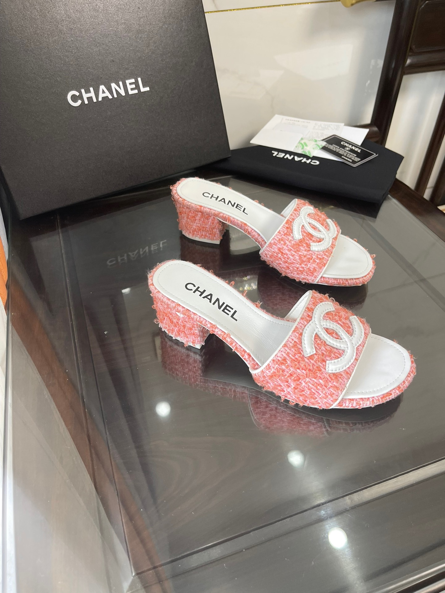Chane1 slipper 2022070702