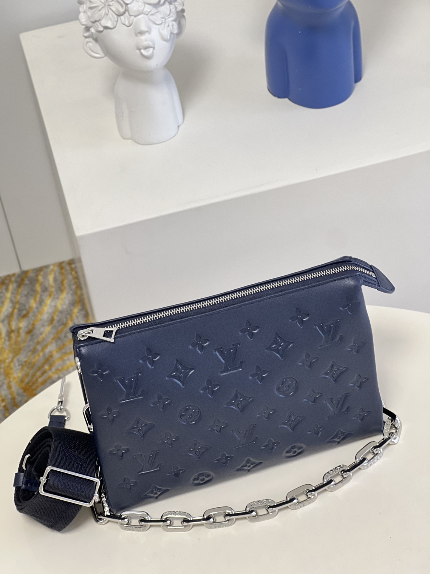 1V COUSSIN BAG 26X20X12 cm