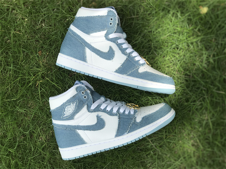 Jordan 1 High OG Denim (W)  DM9036-104
