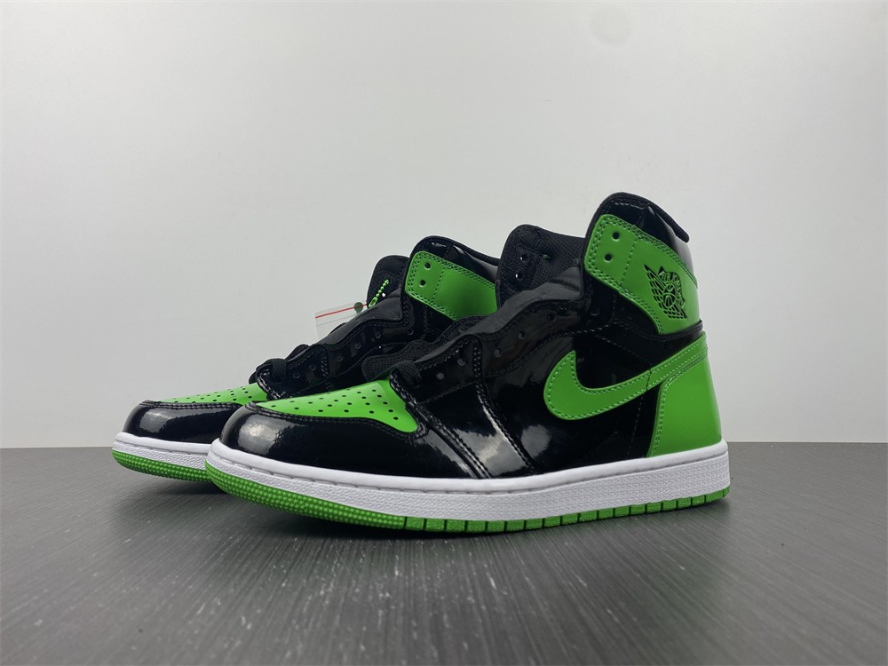 Air Jordan 1 Retro OG 555088-030