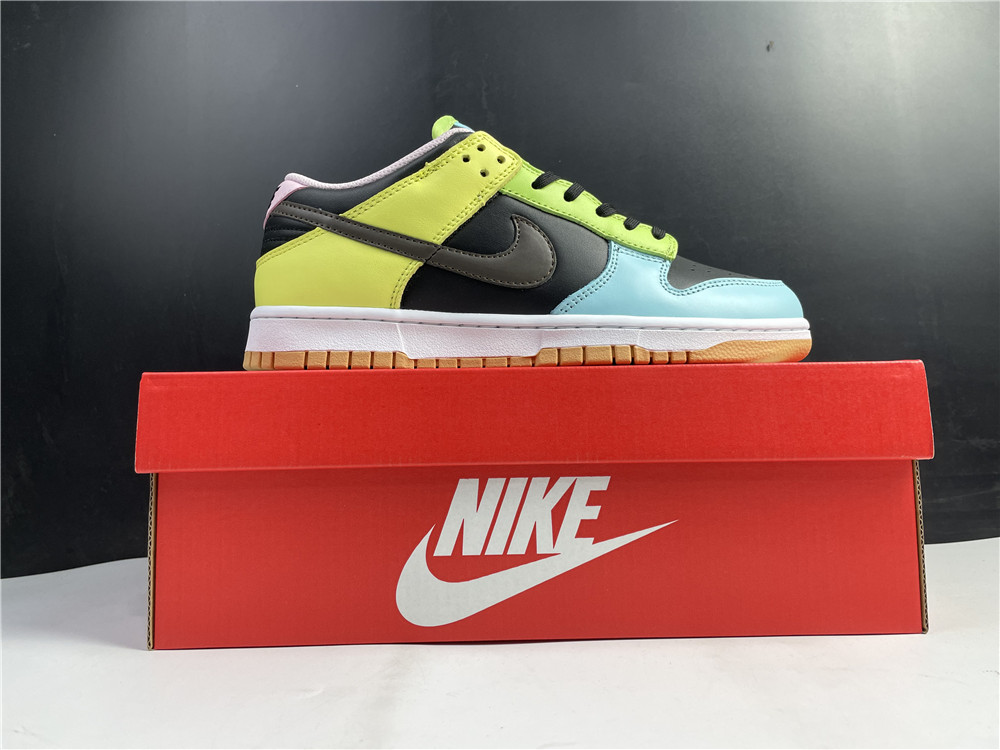 Nike Dunk Low SE  Free 99 DH0952-001