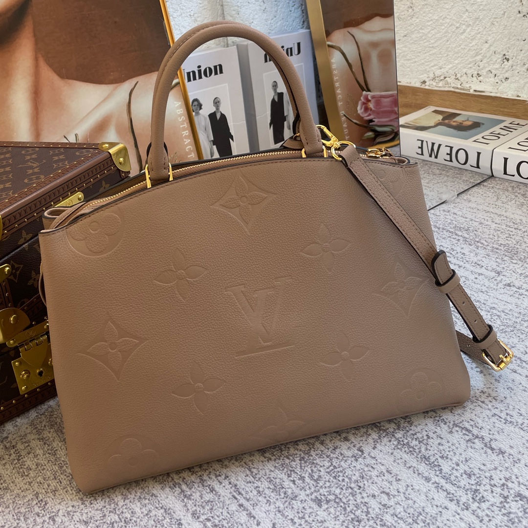 1V Monogram GRAND PALAIS 34x24x15cm