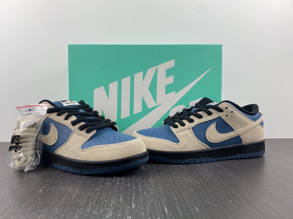 Nike SB Dunk Low Light Cream Thunderstorm  BQ6817-200