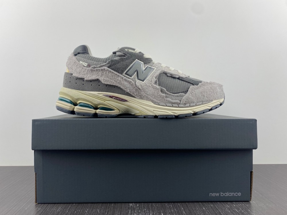 New Balance 2002R Protection Pack Rain Cloud  M2002RDA