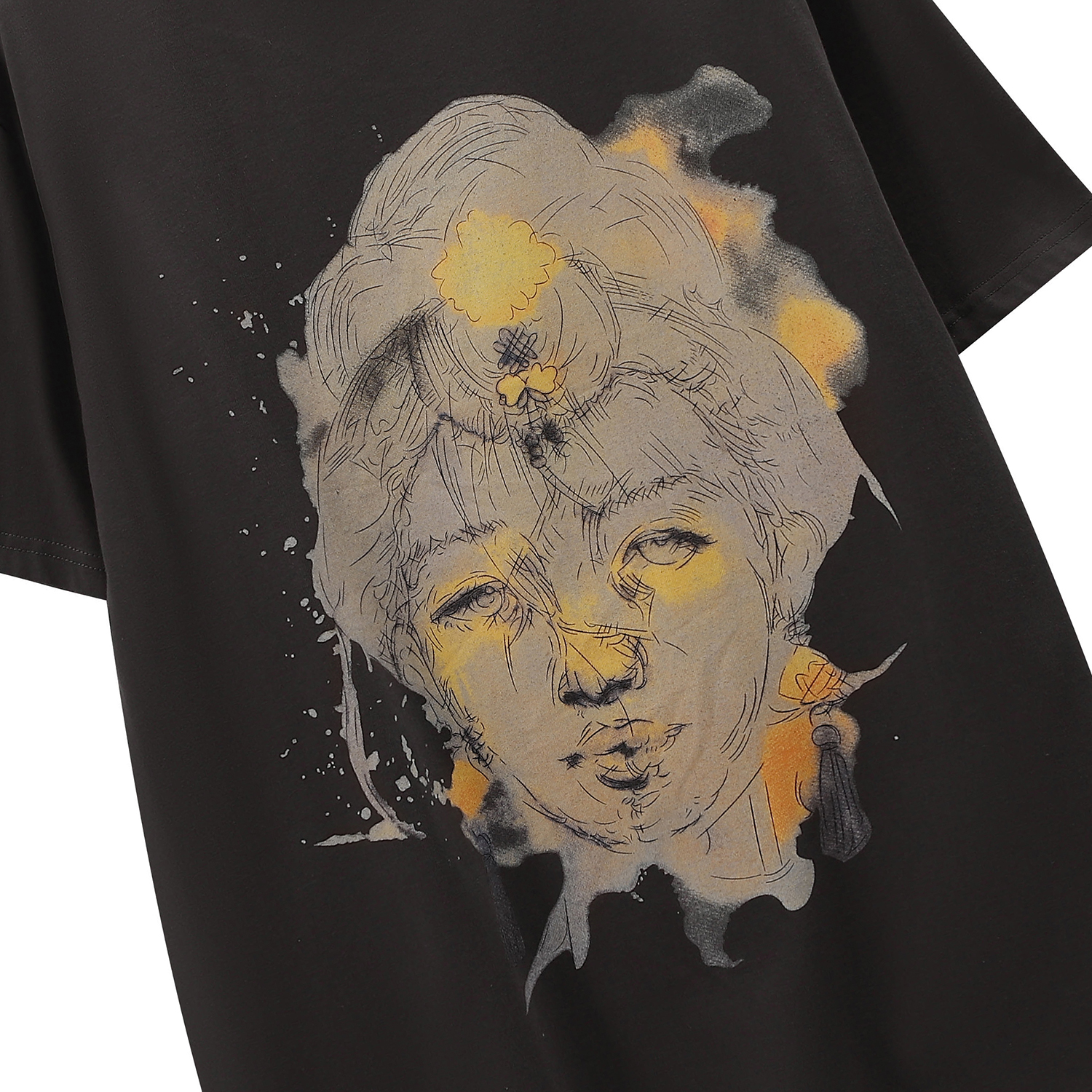GALLERY Tee