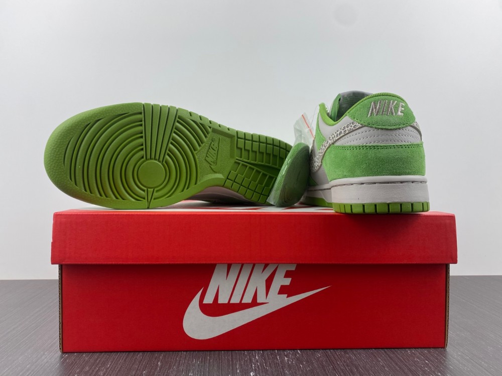 Nike Dunk Low AS Safari Swoosh Chlorophyll  DR0156-300
