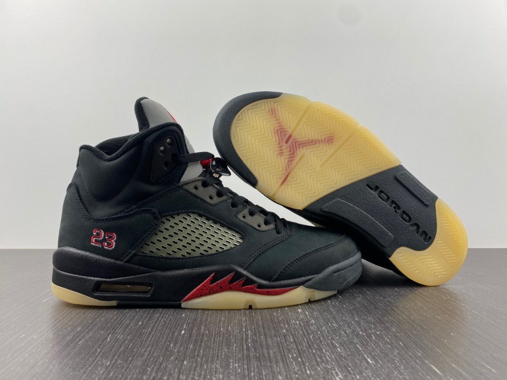 Jordan 5 Retro Gore-Tex Off-Noir (W)  DR0092-001