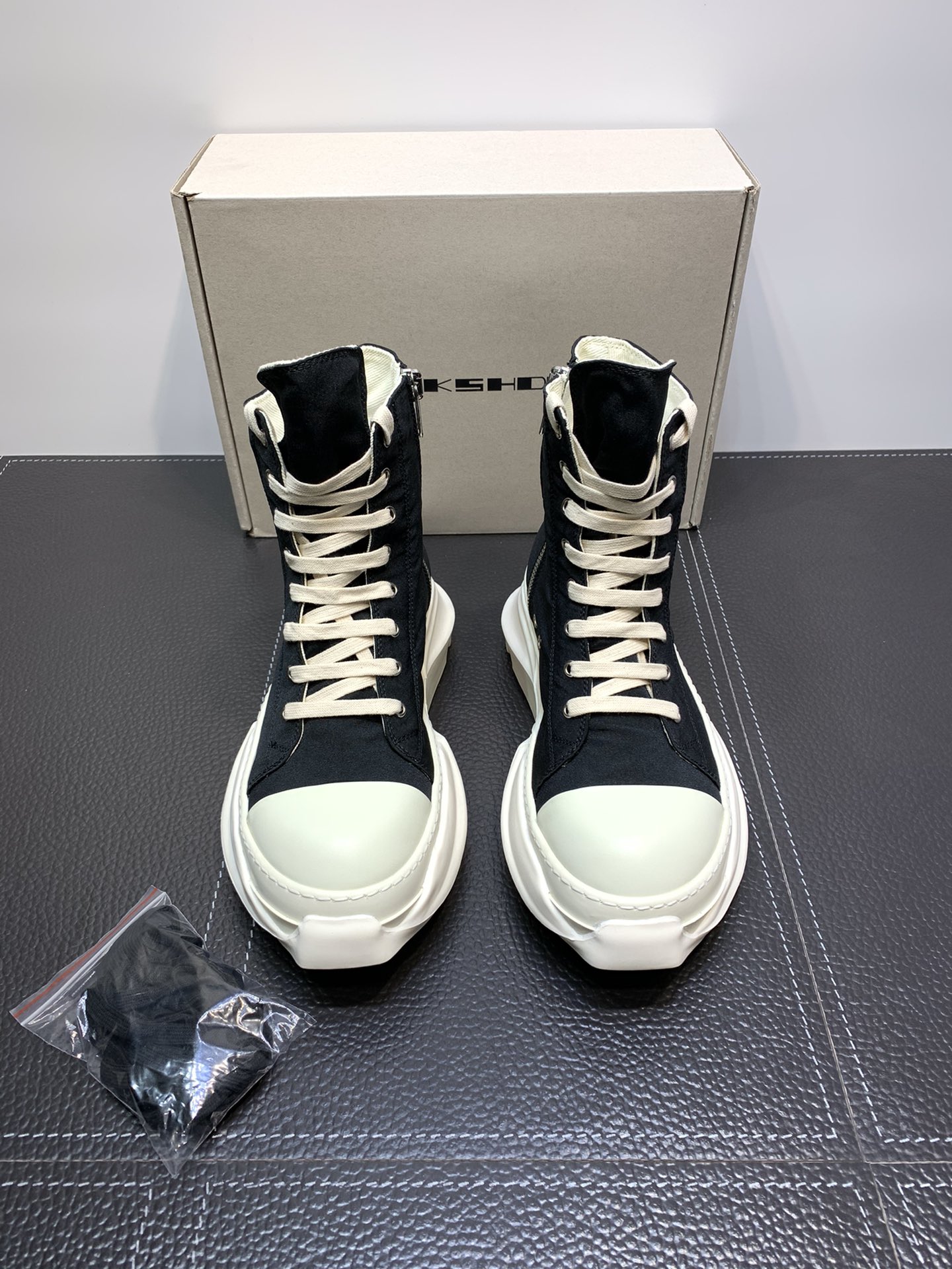 Rick Owens Abstract High Top Black Milk
