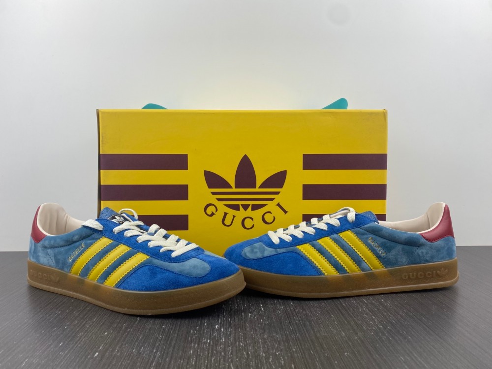 gvcc1 x Ad*s sneaker 707848 3