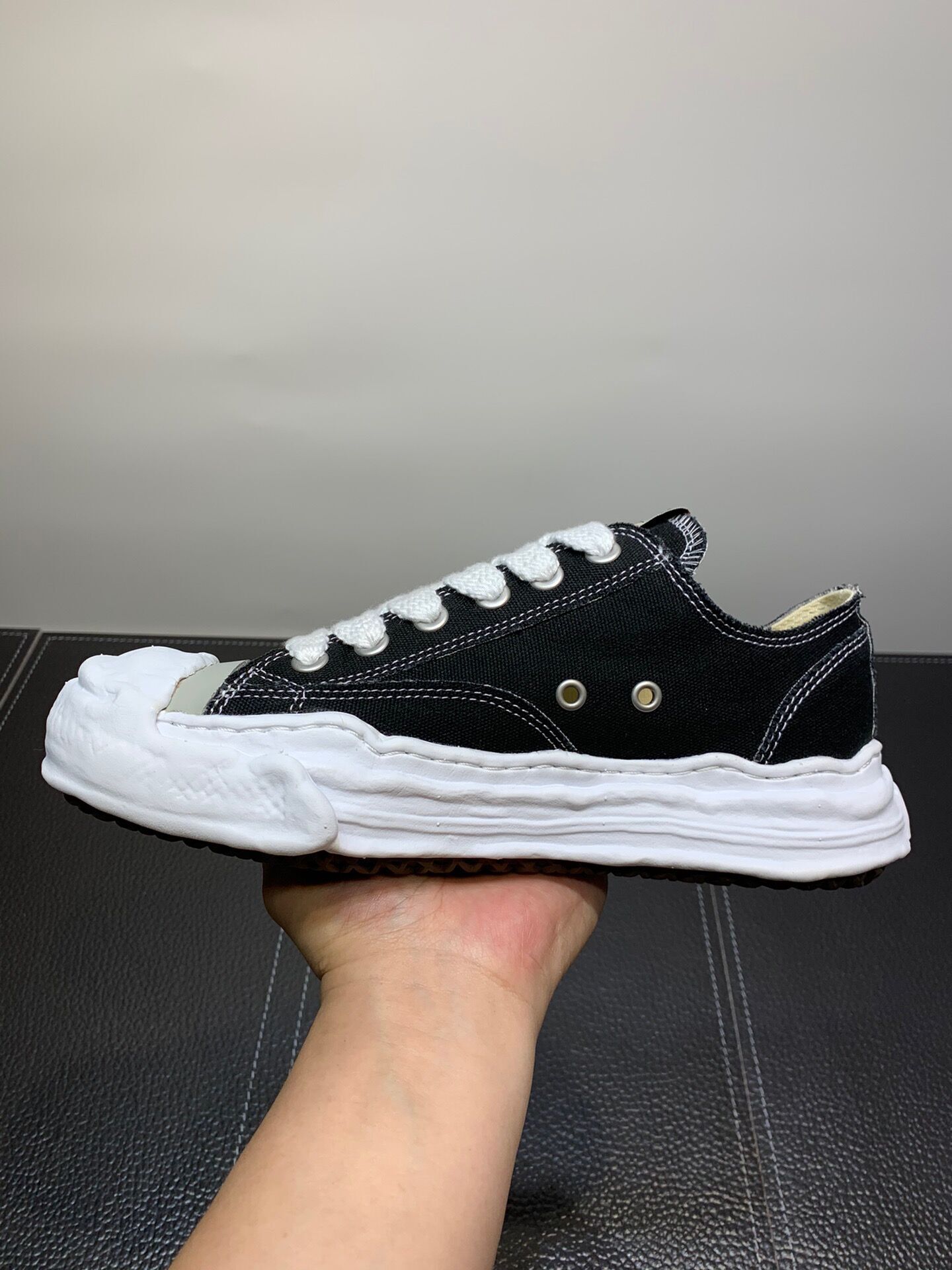 Mihara Yasuhiro Hank OG Sole Canvas Low Black