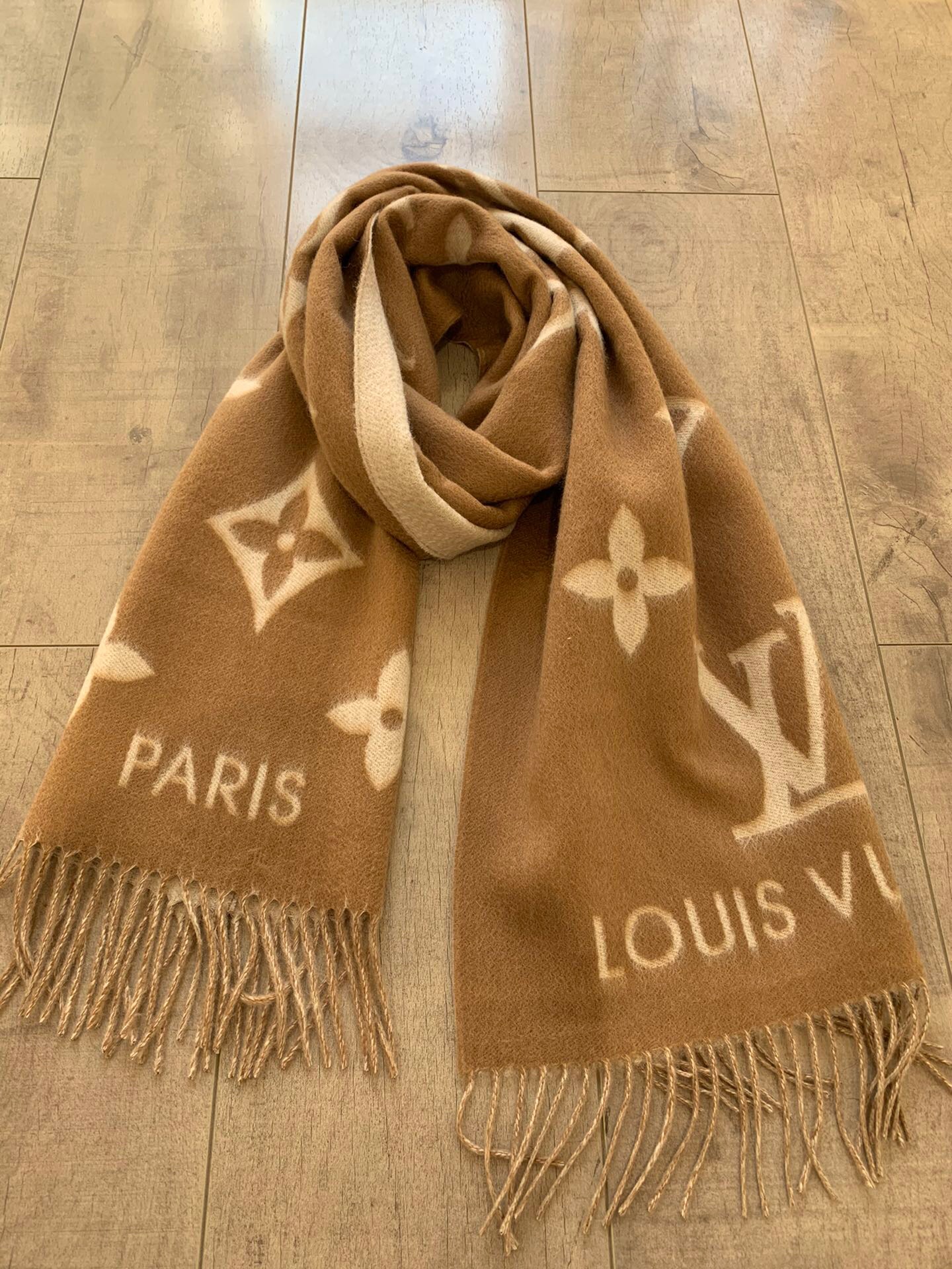 1v scarf 20221010