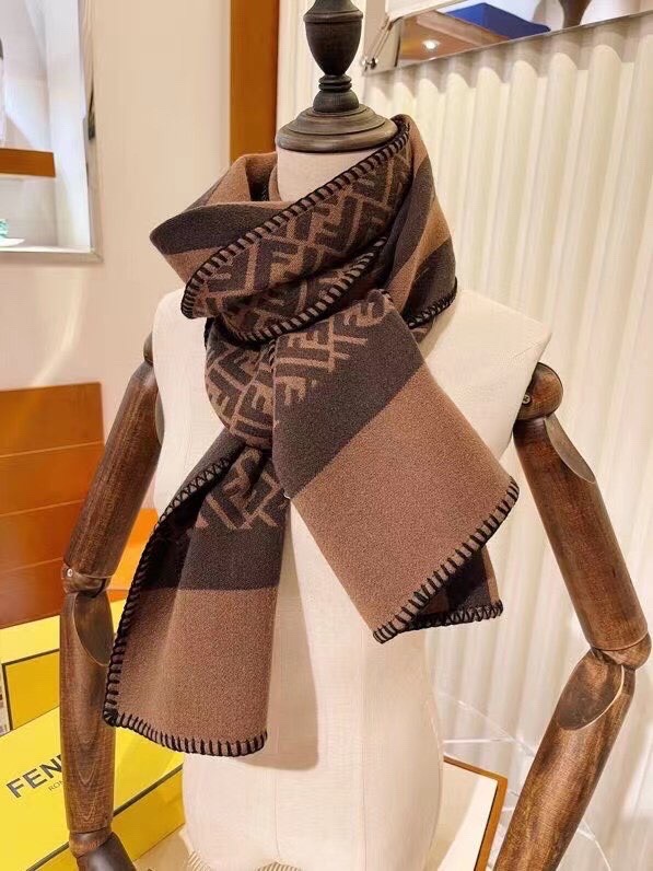 Fend1 scarf 20221010