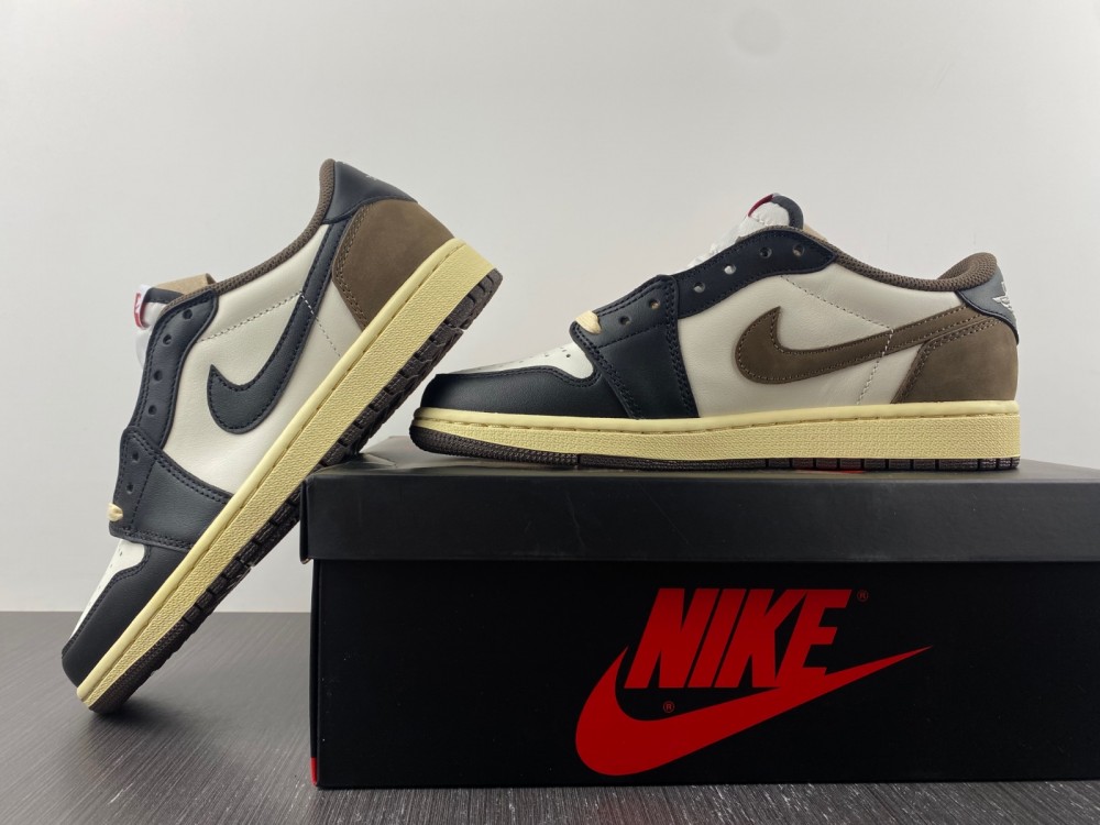 Air Jordan  Low OG TRAVIS SCOTT CQ4277-105