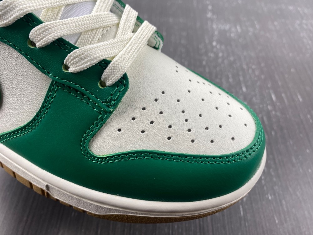 Nike Dunk Low Green and Gold FB7173-131