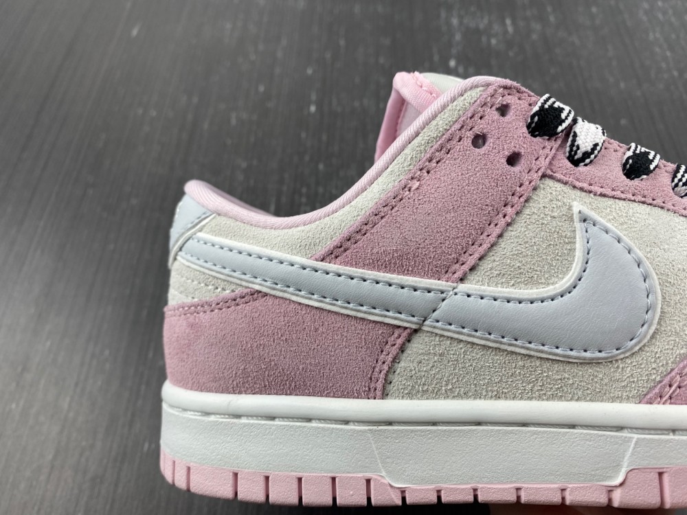 Nike Dunk Low DV3054-600