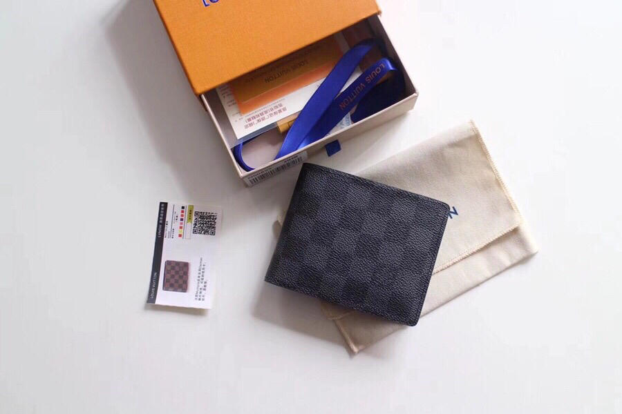 1V wallet 20221105
