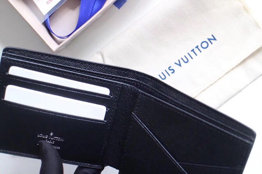 1V wallet 20221105