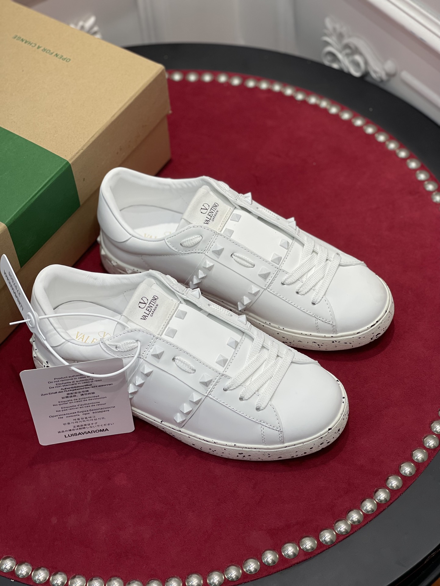 Va1entin0 sneaker 2022111001